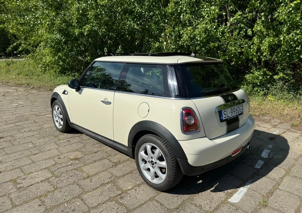 MINI ONE cena 25700 przebieg: 193000, rok produkcji 2009 z Bogatynia małe 254